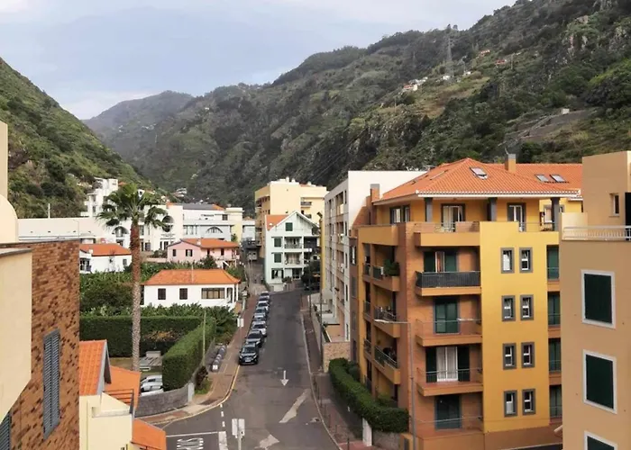 Paradise Valley Apartment