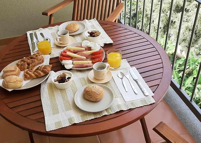 Paradise Valley 公寓 *